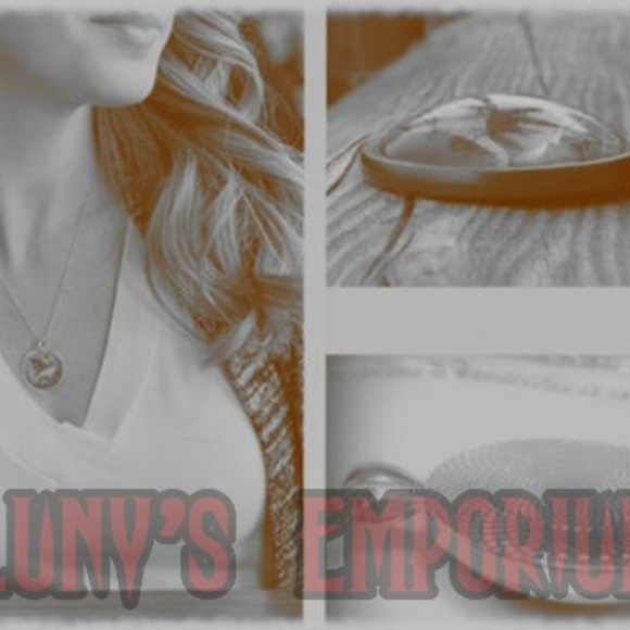 Mischief Managed Glass Cabochon Necklace - Picture 3 of 4